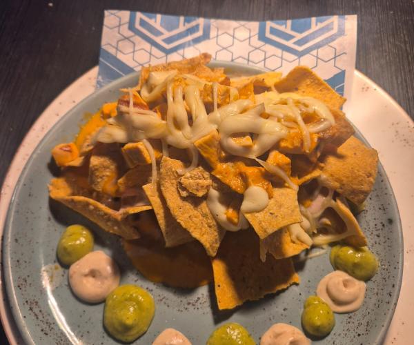 NACHOS AZOTEA